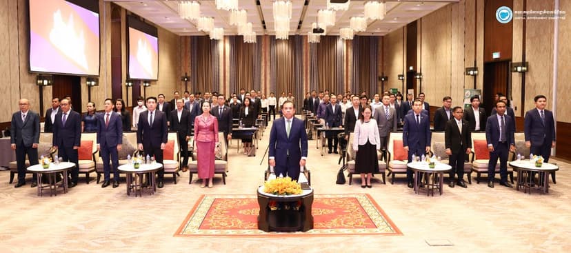 news-event-ឯកឧត្តមអគ្គលេខាធិការ ជា សេរីវឌ្ឍ បានអញ្ជើញចូលរួមសិក្ខាសាលាផ្សព្វផ្សាយស្តីពី “ផែនការយុទ្ធសាស្រ្តអភិវឌ្ឍបច្ចេកវិទ្យាហិរញ្ញវត្ថុក្នុងវិស័យហិរញ្ញវត្ថុមិនមែនធនាគារ ២០២៤-២០២៨”