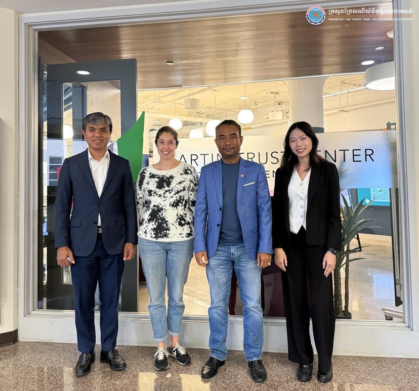 news-event-H.E. Secretary General Chea Sereyvath Continues the Visit from Harvard University to the Massachusetts Institute of Technology to Explore Cooperation on the Use of verify.gov.kh